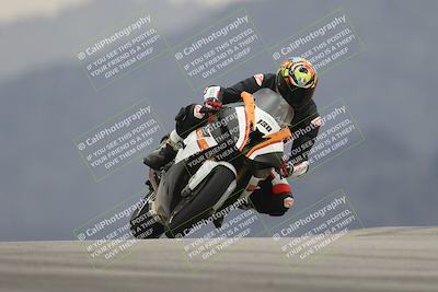 media/Sep-21-2025-Race Pace (Sun) [[98bf33ef95]]/Verified/8-Turn 9 (1135am)/